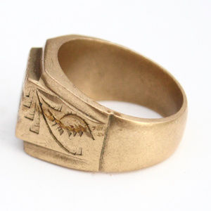 Accessories - Solid Mens Heavy Brass Etched Ring Size 10.5 Mans Accessories - Solid Mens Heavy Brass Etched Ring Size 10.5 Mans